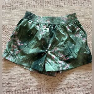 Brand New With Tags Sweaty Betty Green Floral Athletic Shorts